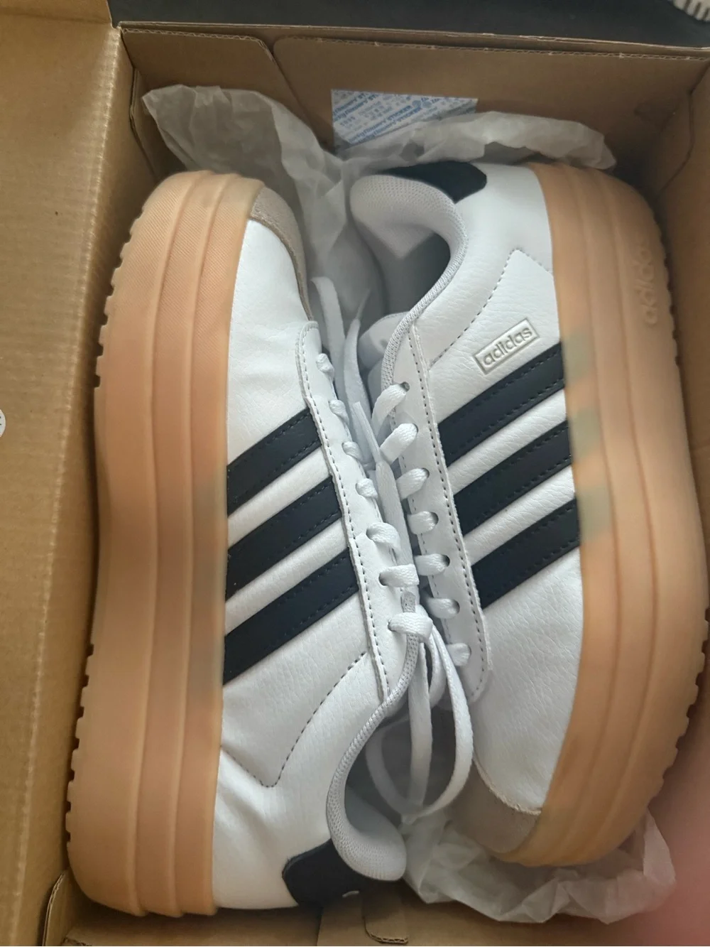 Adidas | VL Court Bold J